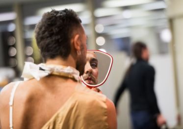 Das Bild zeigt Impressionen der Veranstaltung &bdquo;Frei und gleich an W&uuml;rde und Rechten &ndash; Trans-Rechte sind Menschenrechte&ldquo; am 4. Dezember 2025 im K20 in D&uuml;sseldorf.