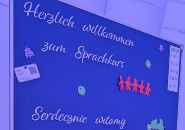 Der mobile Escape Room vom Familienministerium NRW ist Teil der Kampagne "What the Future?" &ndash; das Bild zeigt Impressionen vom Tag der Offenen T&uuml;r im Juli 2025 in D&uuml;sseldorf.