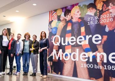 Das Bild zeigt Impressionen der Veranstaltung &bdquo;Frei und gleich an W&uuml;rde und Rechten &ndash; Trans-Rechte sind Menschenrechte&ldquo; am 4. Dezember 2025 im K20 in D&uuml;sseldorf.