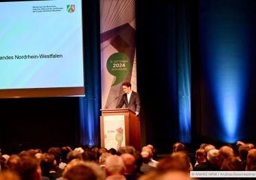 Stahlgipfel 2024 in Duisburg (Foto: © MWIKE NRW/Andrea Bowinkelmann)